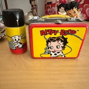 Betty Boop Salt & Pepper Shaker